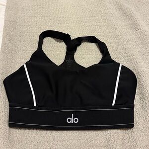 Alo Airlift Suit Up Bra, Size Medium